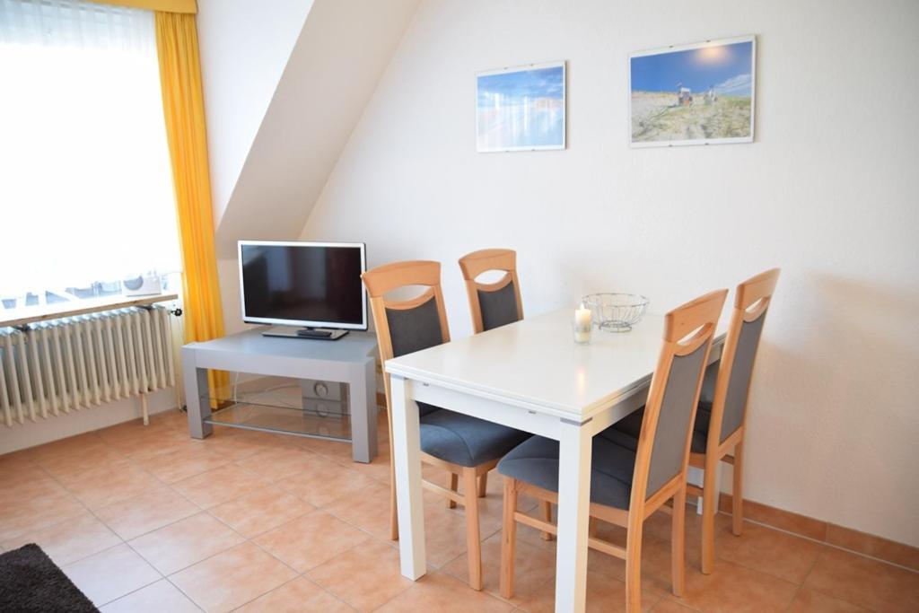 Apartment Duenenstrasse 31a Wenningstedt-Braderup